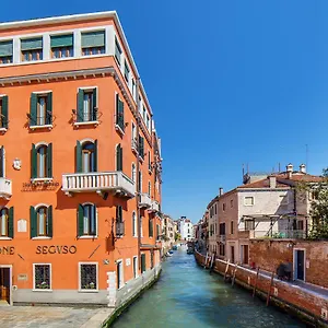 Hotel Seguso, Venice